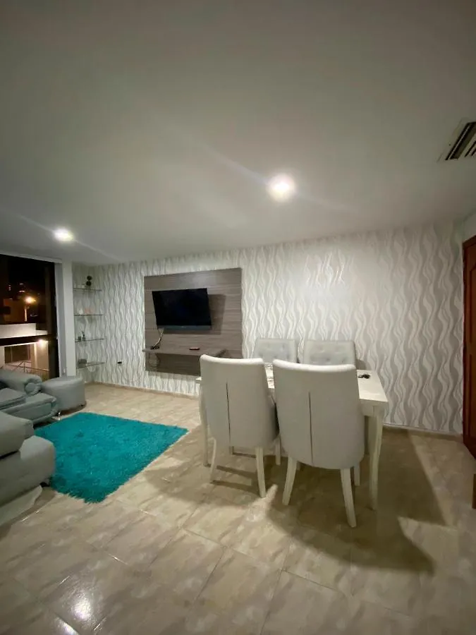 Acogedor Alojamiento Con Piscina Cerca Al Mar! Gaira Apartment