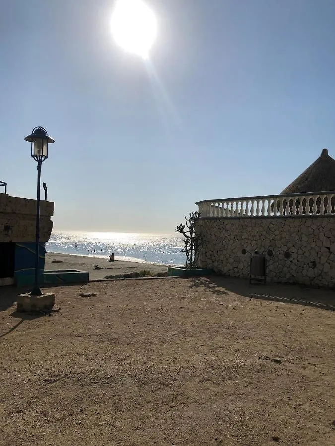 Acogedor Alojamiento Con Piscina Cerca Al Mar! Gaira